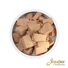 Zignature Truite et Saumon servi dans un bol, texture onctueuse et hydratation possible.