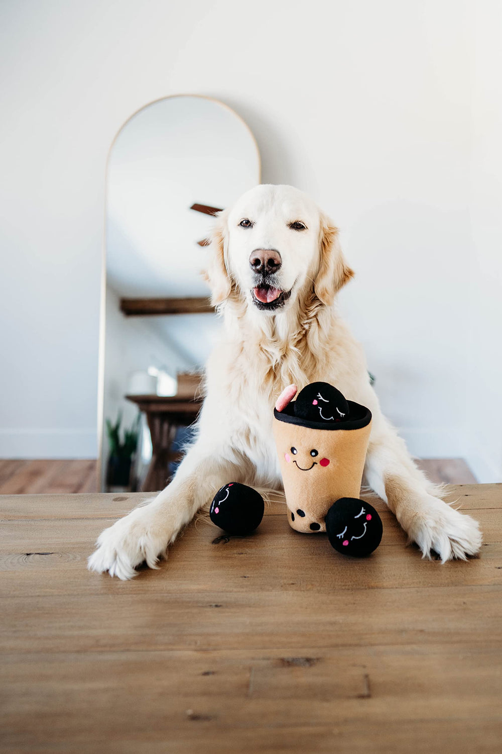 ZippyPaws Miniz boba, petits cris ludiques pendant les sessions de jeu.
