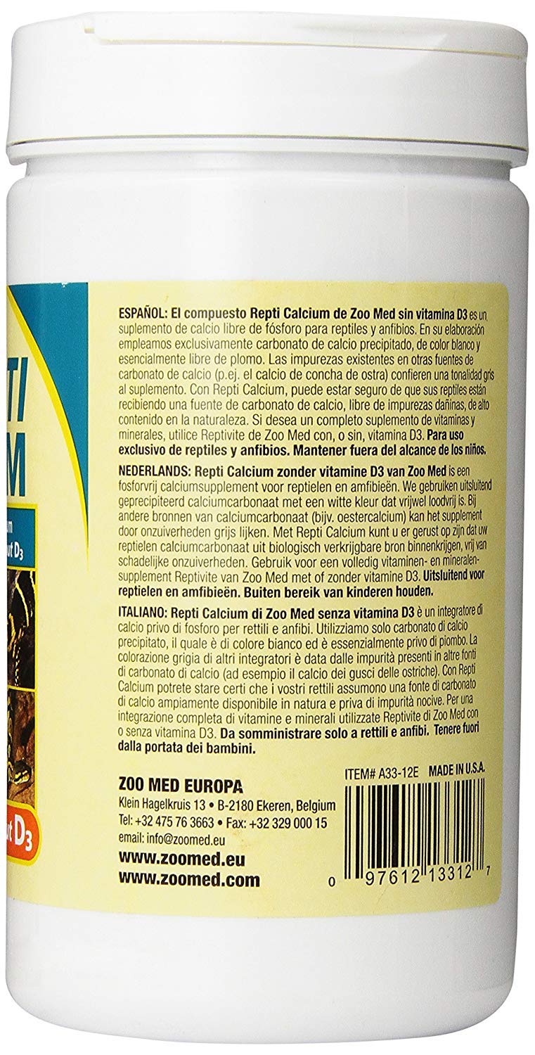 Application sur nourriture reptile avec Zoo Med Repti Calcium Ultra Fine, usage pratique.