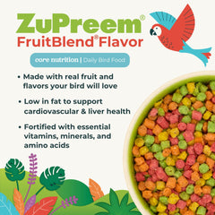 ZuPreem FruitBlend formes ludiques, pellets colorés favorisent l'exploration alimentaire.